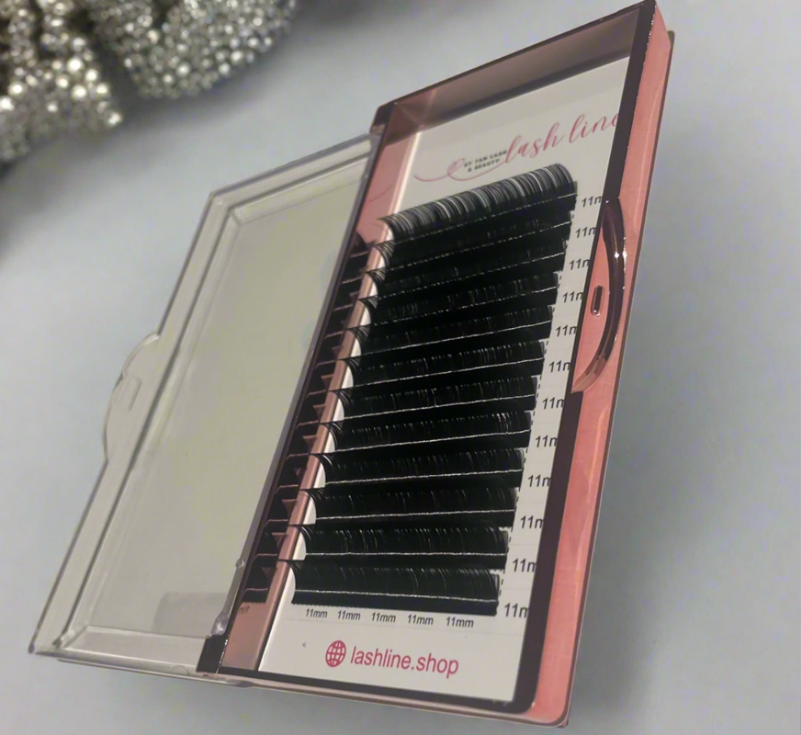 volume lashes